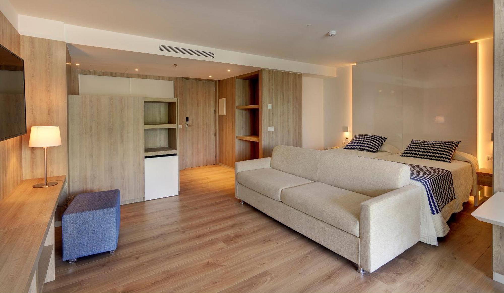 Hipotels Bahia Cala Millor - Adults Only Esterno foto